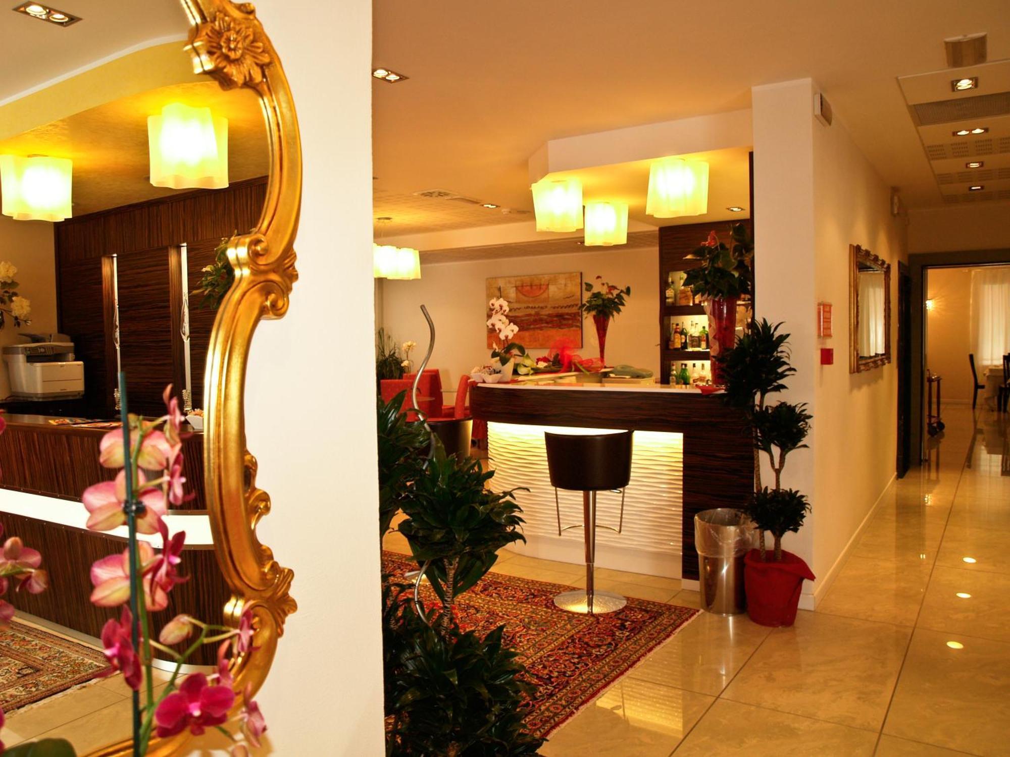 Hotel Villa Angelina Бибионе Экстерьер фото